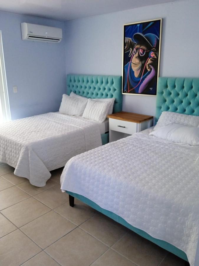 Hotel Mono Azul 케포스 외부 사진